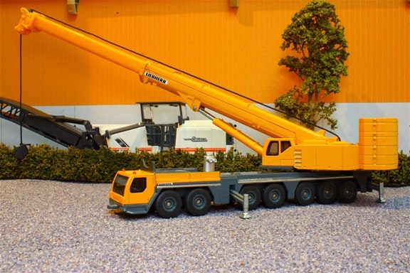 Siku - Mobile Crane Liebherr in yellow