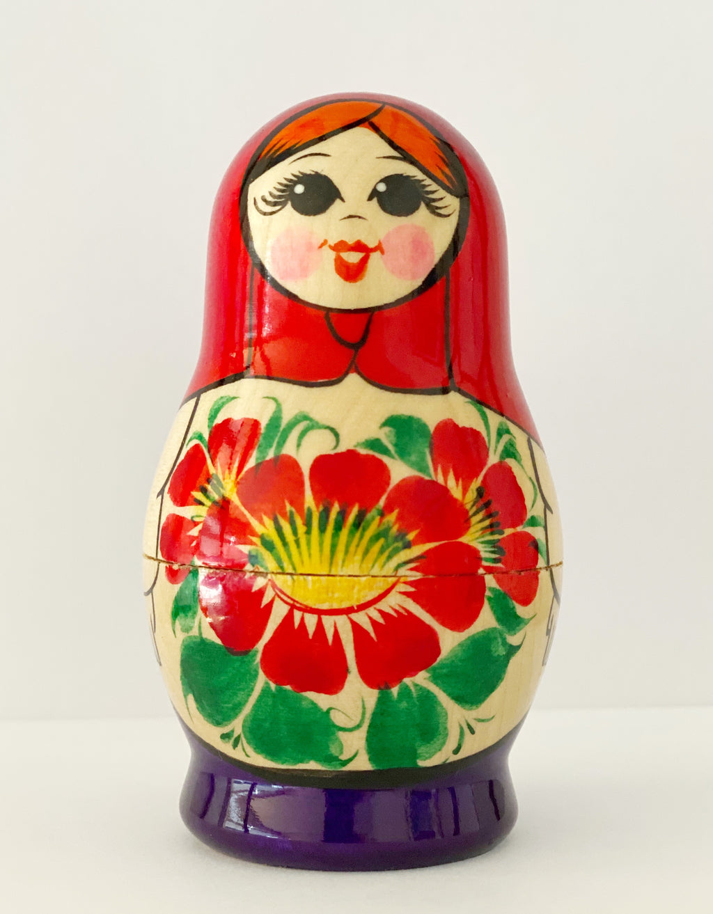 Matryoshka Babushka Nesting Dolls Traditional 6 piece Red/Purple