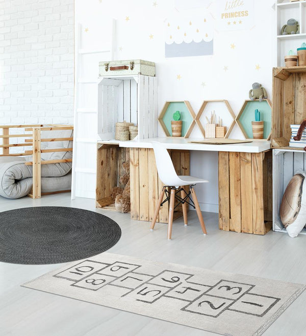 Beija Flor Kids Vinyl Rug Hopscotch