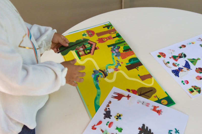 Djeco - Sticker Stories, The Magical Forest