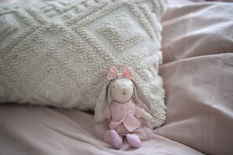 Great Pretenders - Mini Doll Clover The Bunny