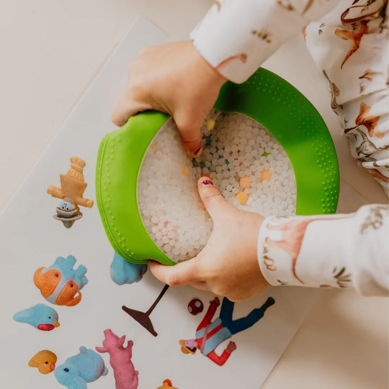 Jellystone - Peekaboo Sensory Bag, Farm Explorer
