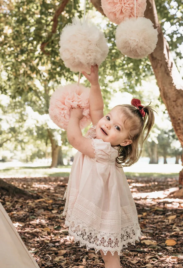 MIss Rose Sister violet hanging Pom Pom