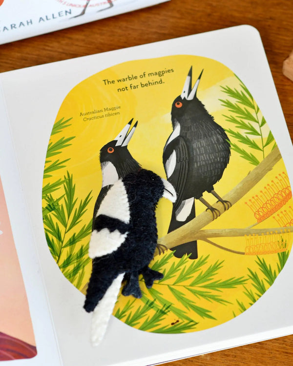 Tara Treasures - Busy Beaks Book and Australiana Finger Puppet Set