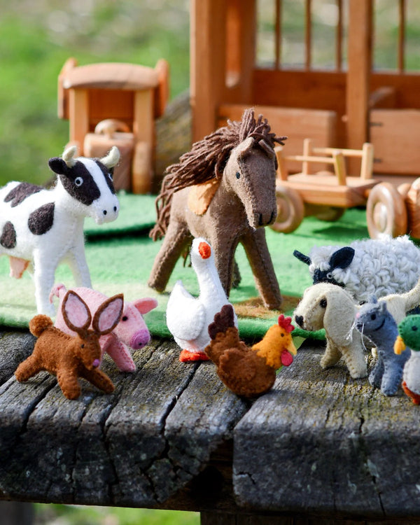 Tara Treasures- Felt Farm Animal Set