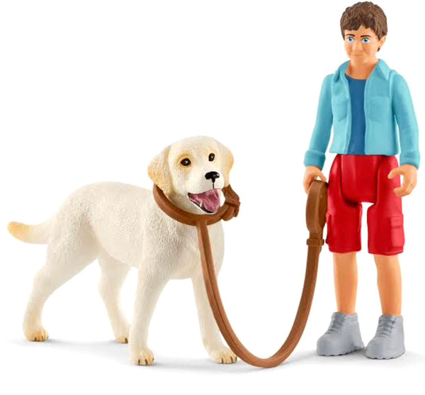 A cute set for animal fans. Set includes Labrador, leash with dog collar & dog walker with jointed legs. Recommended age 3-8 years