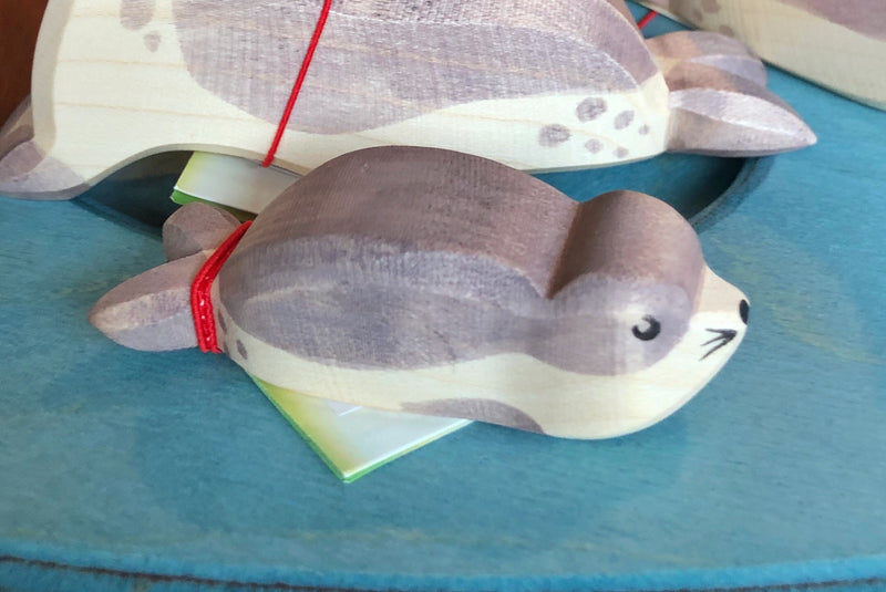 Ostheimer Wooden Sea Lion small