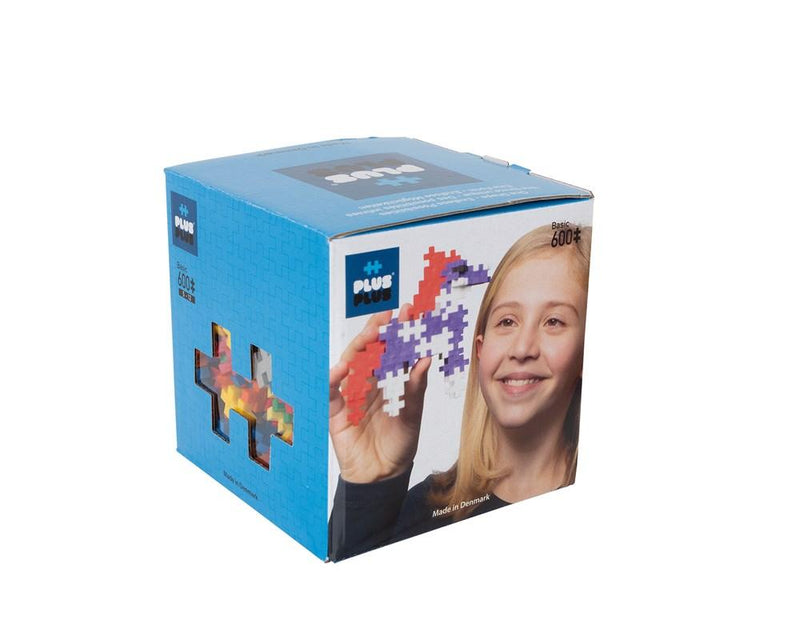 Plus plus square box of basic 600 pieces for creative play and recommended for ages 5+. Packaging is colourful and displays creative works from children.